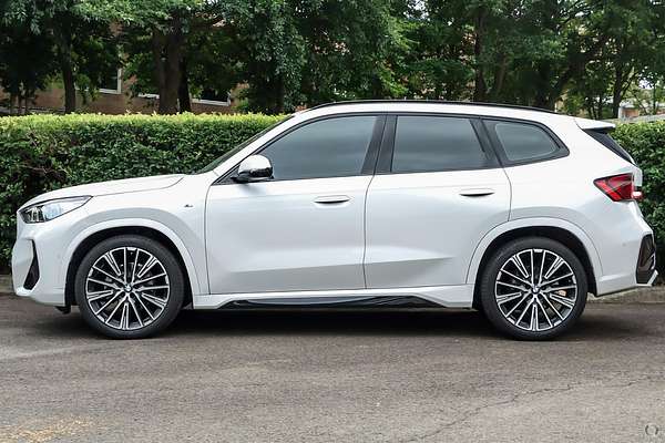 2024 BMW X1 xDrive20i M Sport U11
