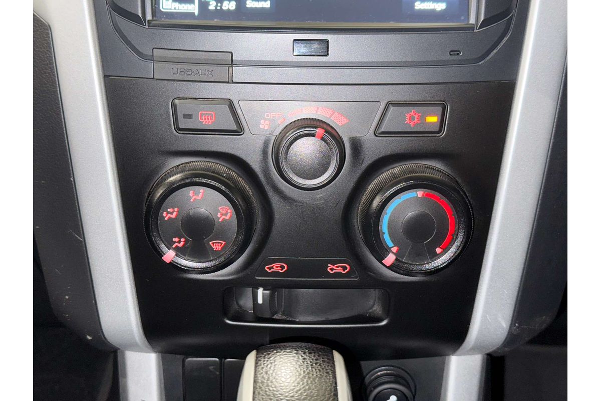 2021 Isuzu MU-X LS-M