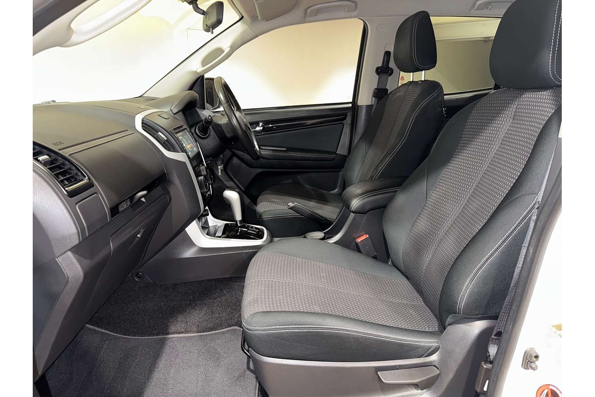 2021 Isuzu MU-X LS-M