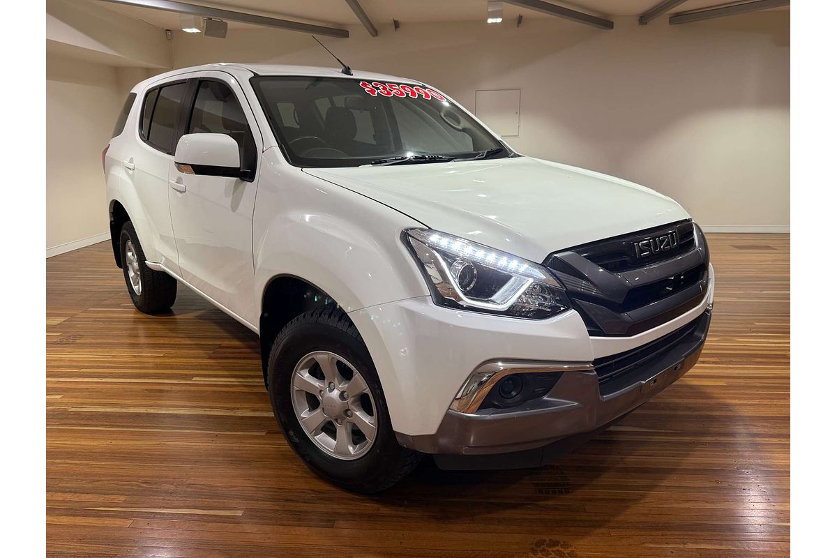 2021 Isuzu MU-X LS-M