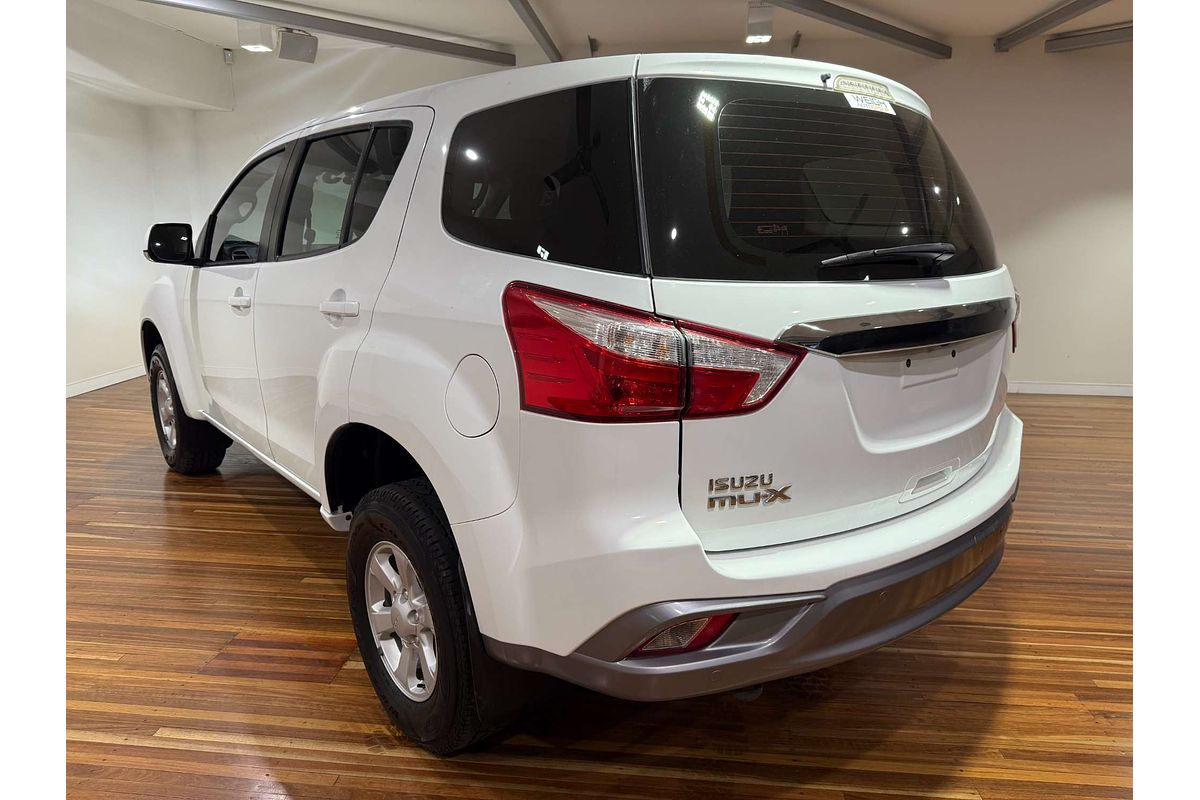 2021 Isuzu MU-X LS-M