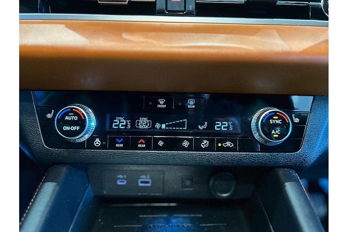 2023 Mitsubishi Outlander Exceed Tourer ZM