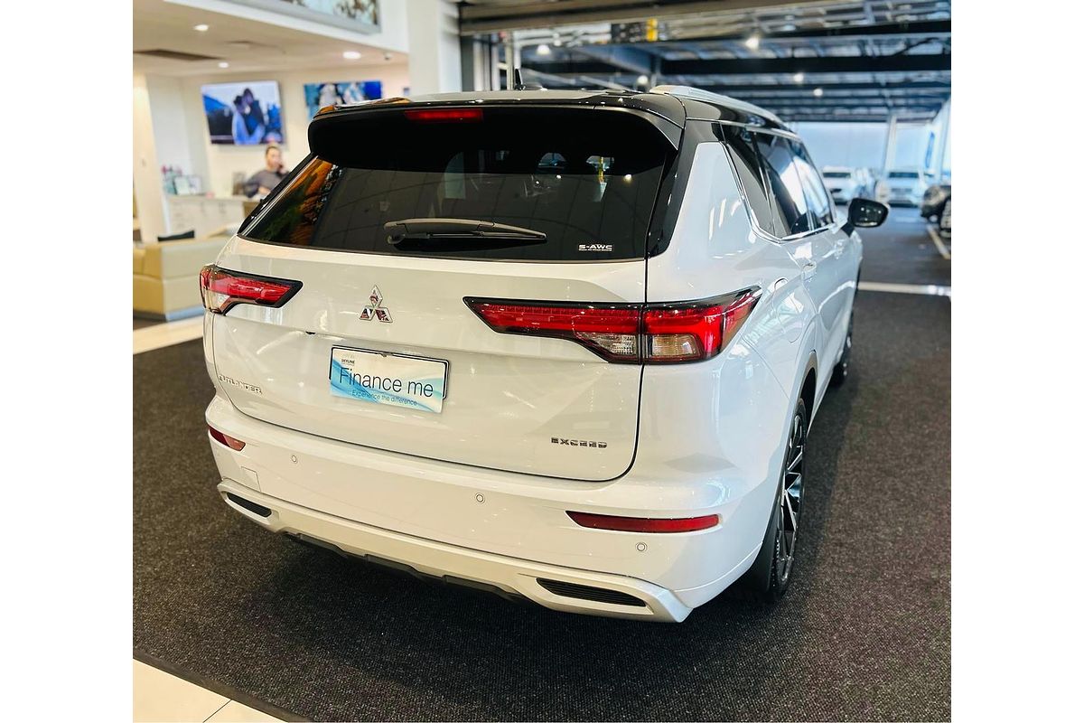 2023 Mitsubishi Outlander Exceed Tourer ZM