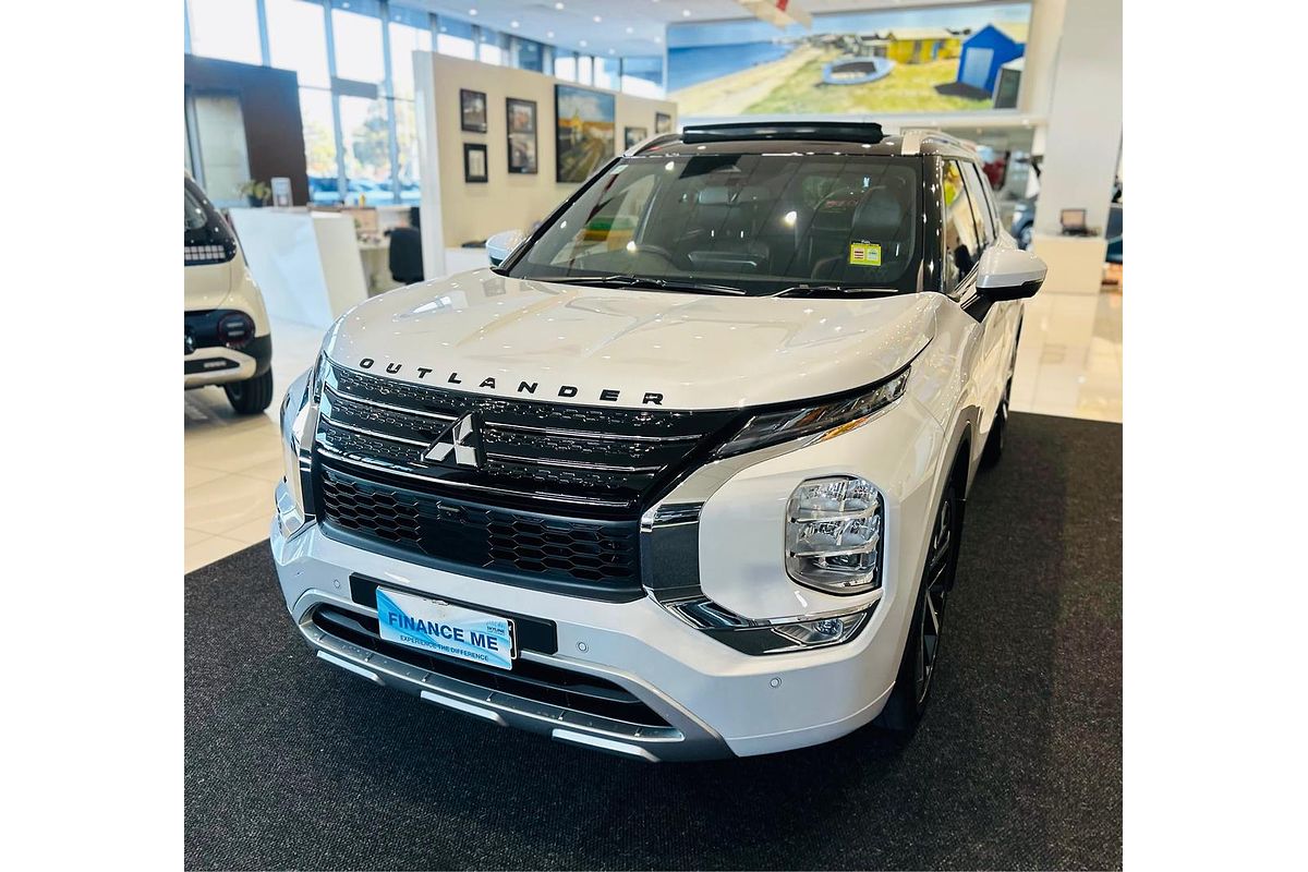 2023 Mitsubishi Outlander Exceed Tourer ZM