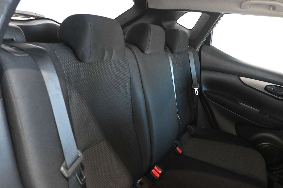 2015 Nissan QASHQAI ST J11