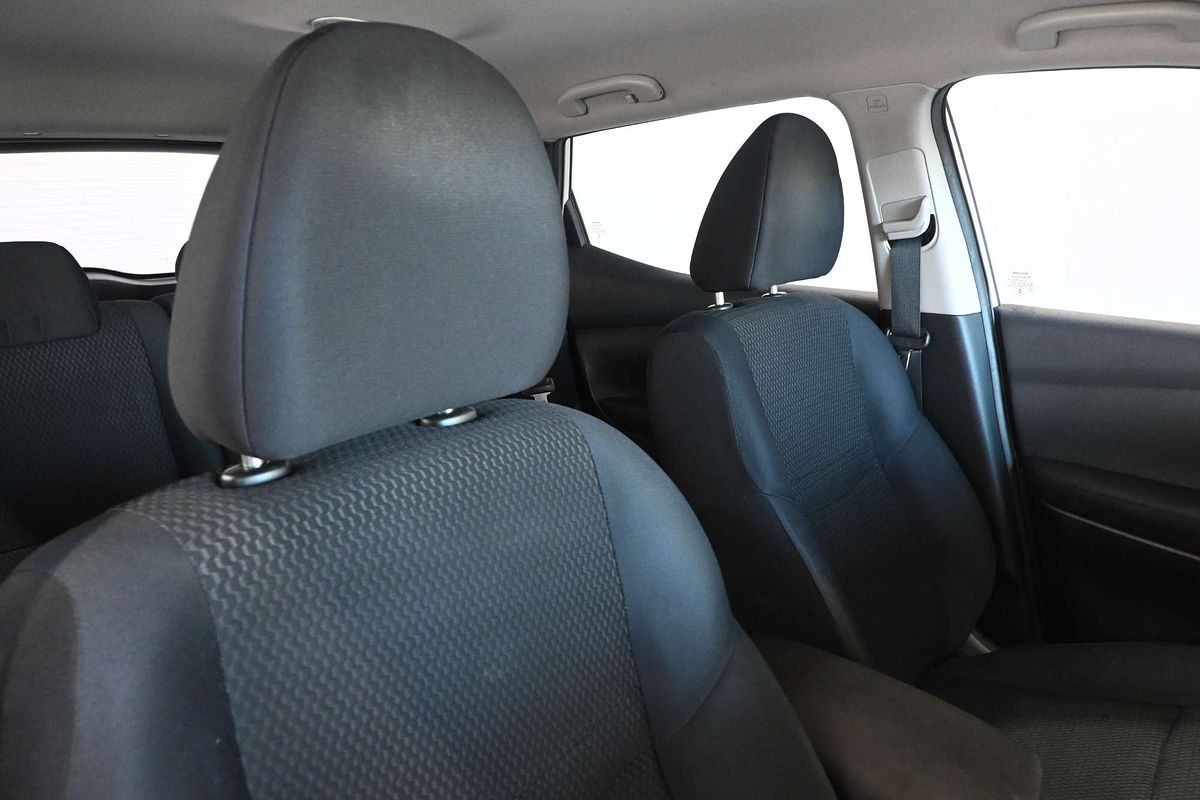 2015 Nissan QASHQAI ST J11