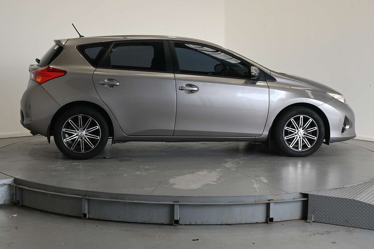 2013 Toyota Corolla Ascent ZRE182R