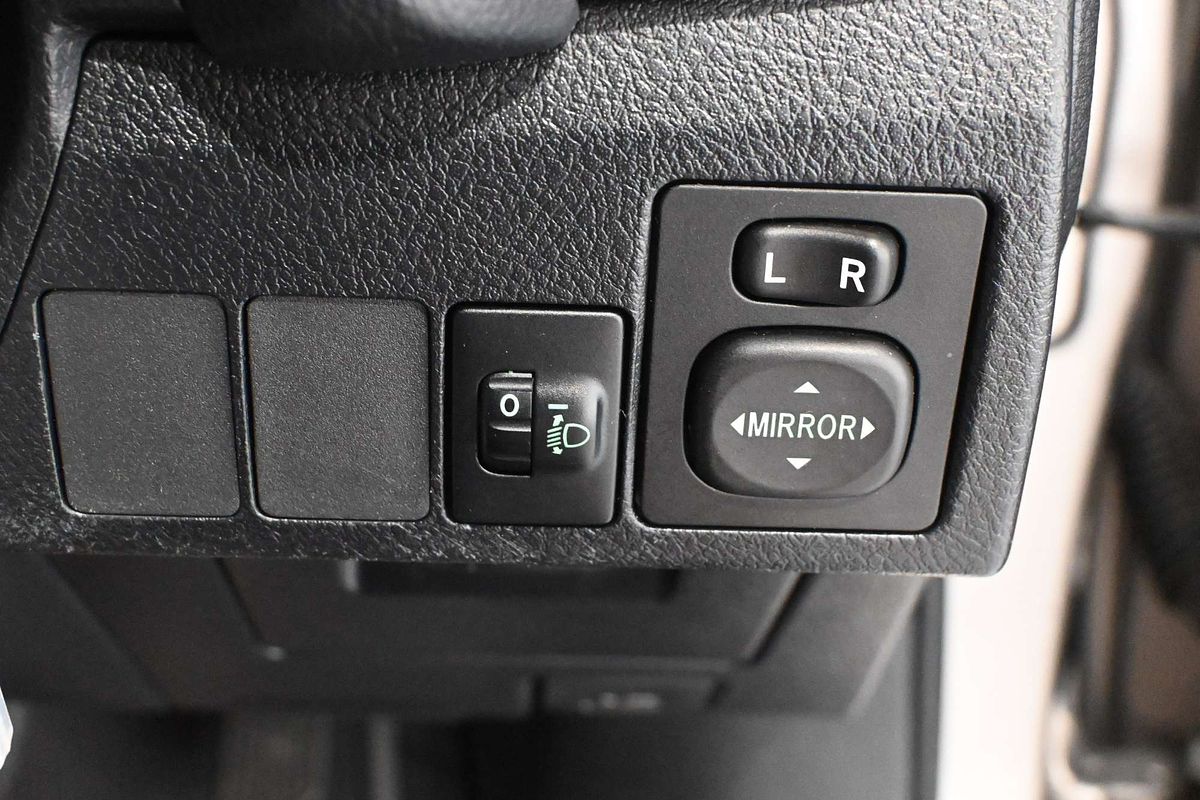 2013 Toyota Corolla Ascent ZRE182R