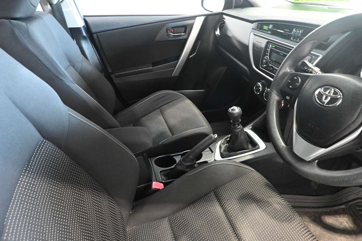 2013 Toyota Corolla Ascent ZRE182R