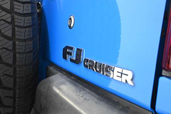 2012 Toyota FJ Cruiser GSJ15R