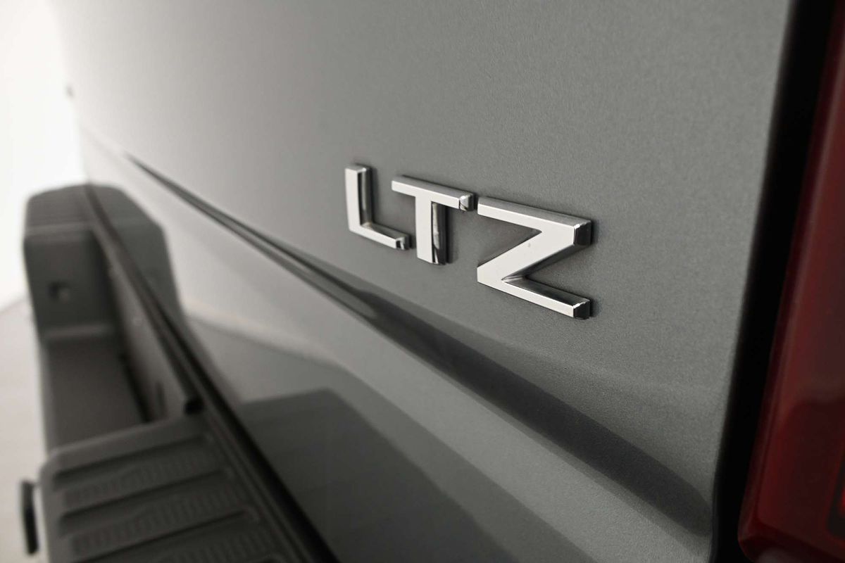 2020 Chevrolet Silverado 1500 LTZ Premium Edition T1 4X4