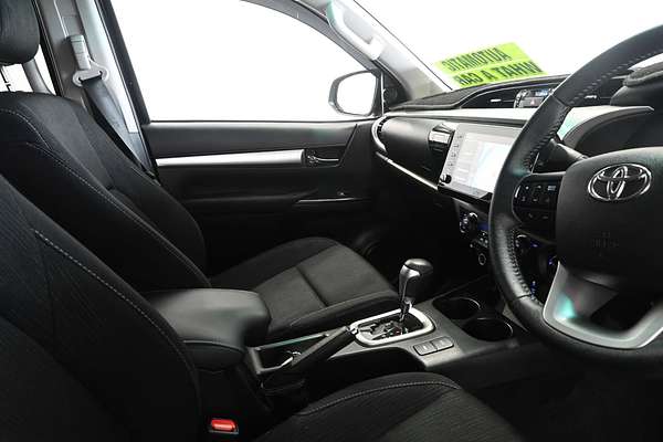 2023 Toyota Hilux SR5 GUN126R 4X4