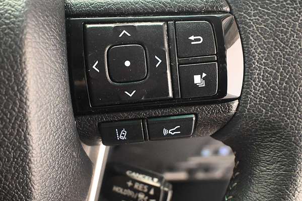 2023 Toyota Hilux SR5 GUN126R 4X4