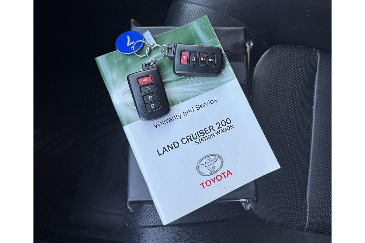 2016 Toyota Landcruiser Sahara (4x4) VDJ200R MY16
