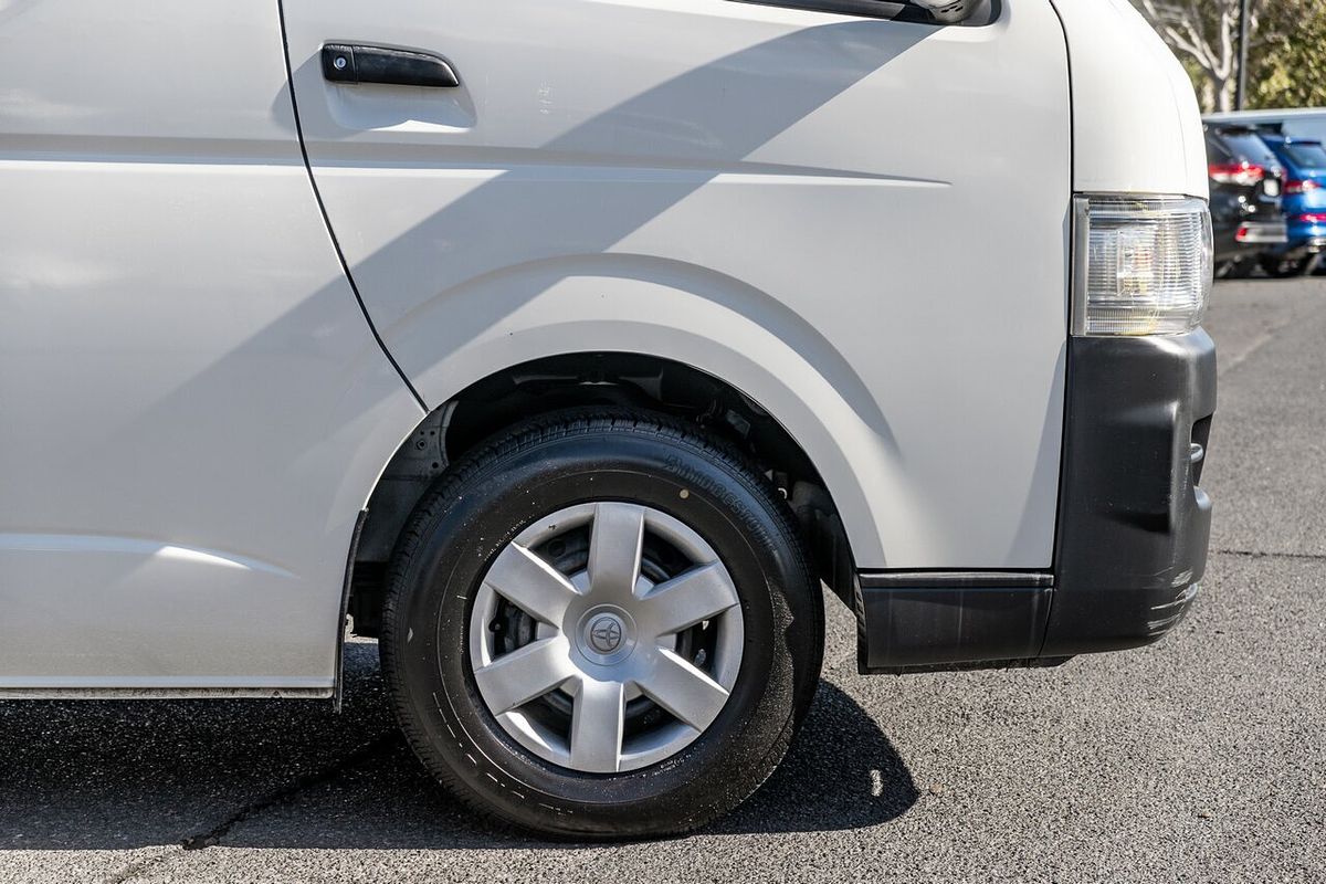 2010 Toyota HiAce LWB TRH201R MY07 Upgrade