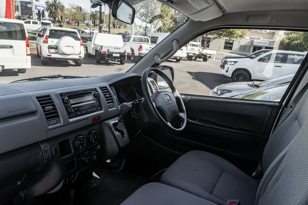 2010 Toyota HiAce LWB TRH201R MY07 Upgrade