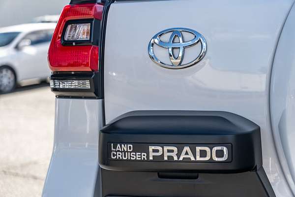 2023 Toyota Landcruiser Prado