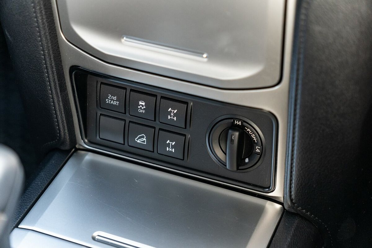 2023 Toyota Landcruiser Prado