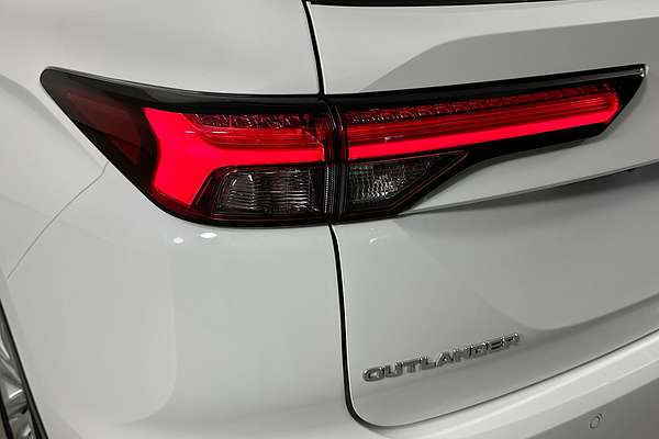 2023 Mitsubishi OUTLANDER LS 7 SEAT (AWD) ZM MY23