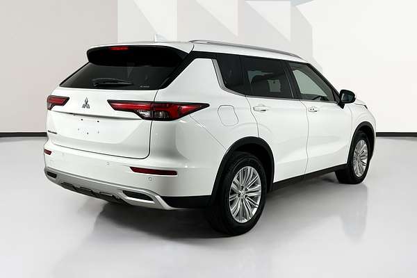 2023 Mitsubishi OUTLANDER LS 7 SEAT (AWD) ZM MY23