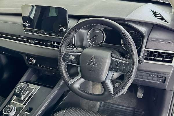 2023 Mitsubishi OUTLANDER LS 7 SEAT (AWD) ZM MY23