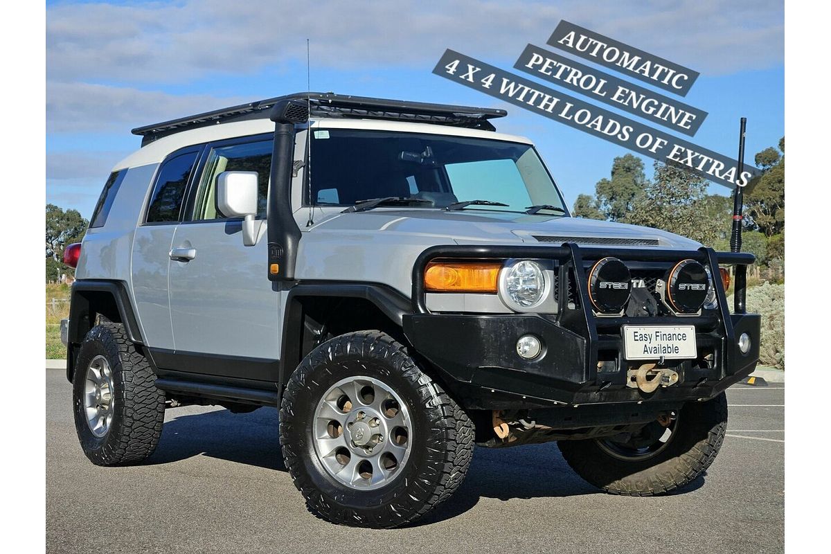 2013 Toyota FJ Cruiser GSJ15R