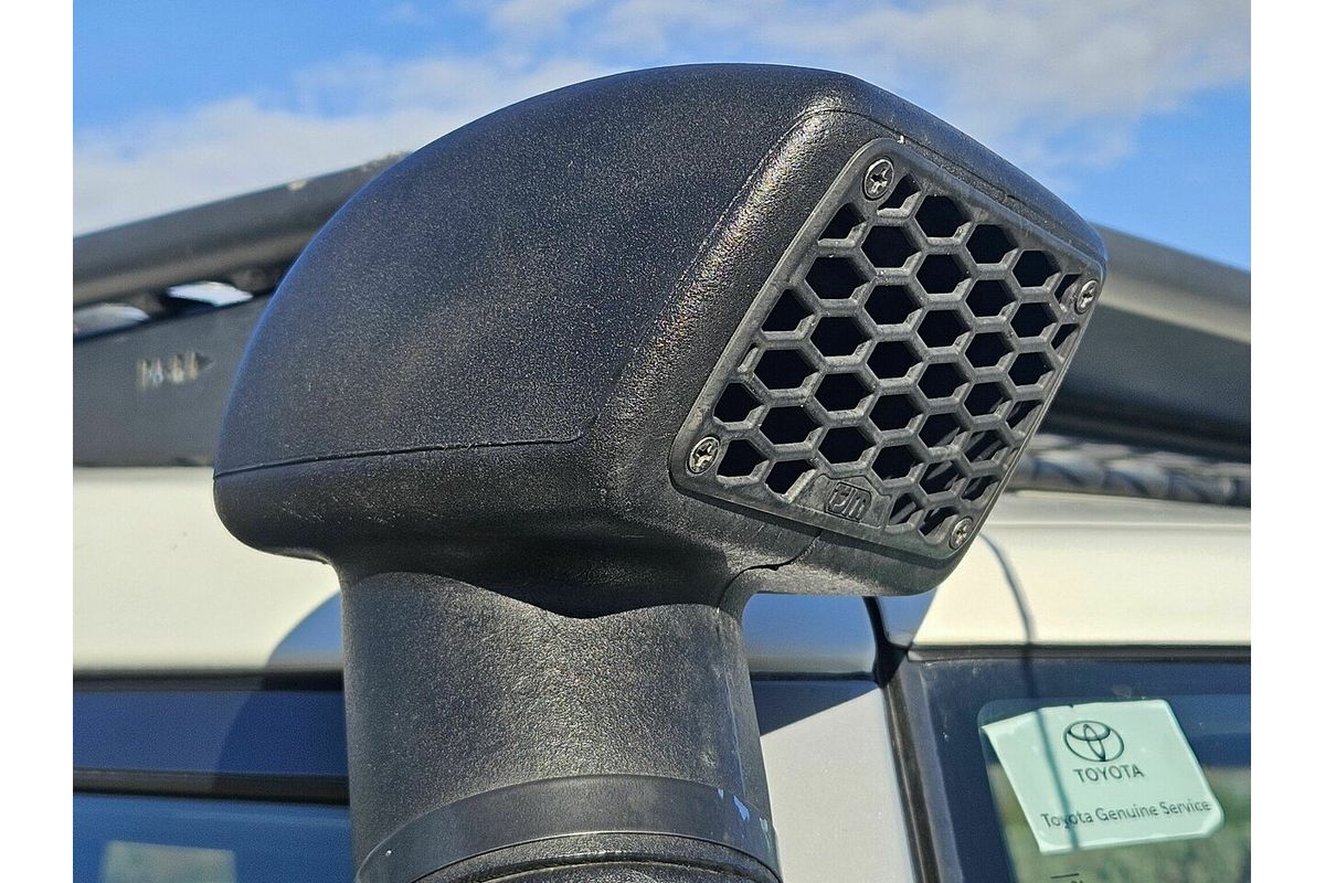 2013 Toyota FJ Cruiser GSJ15R