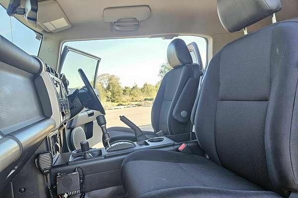 2013 Toyota FJ Cruiser GSJ15R