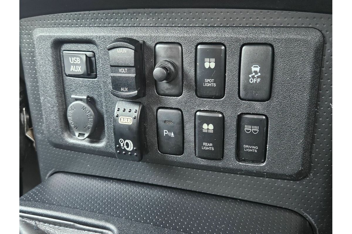 2013 Toyota FJ Cruiser GSJ15R