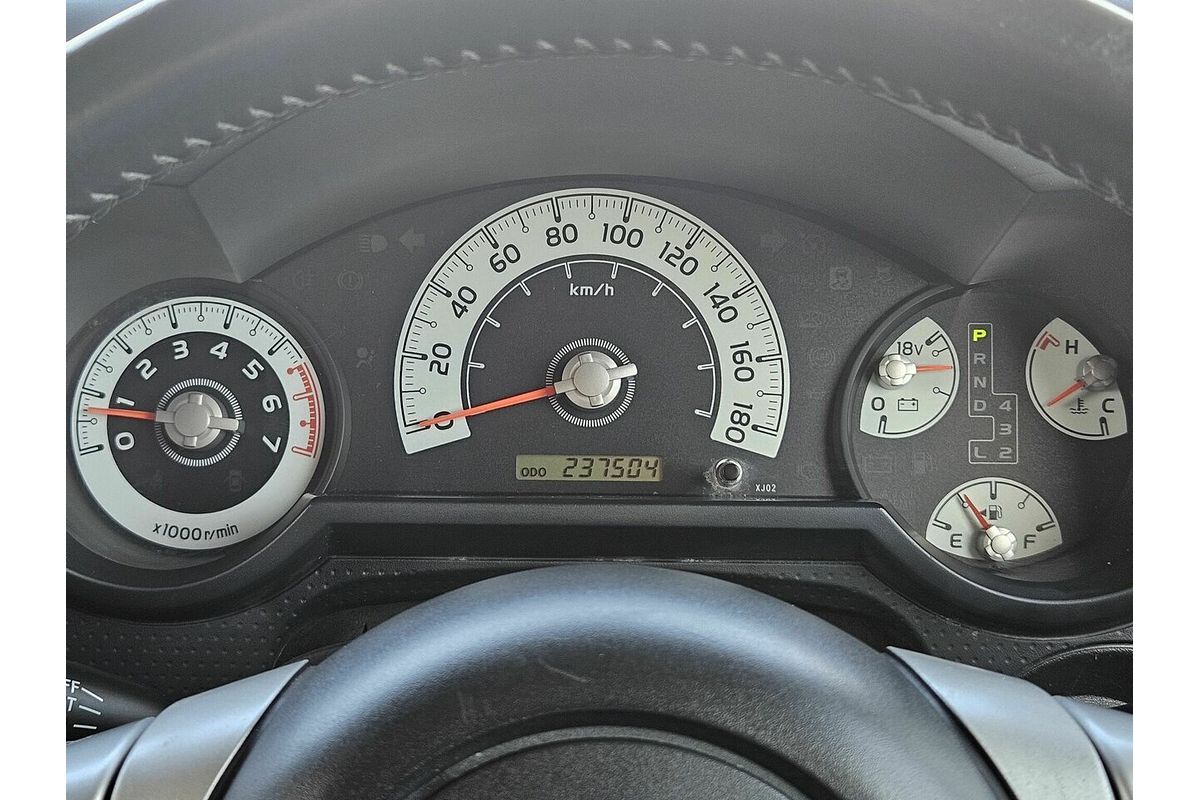 2013 Toyota FJ Cruiser GSJ15R