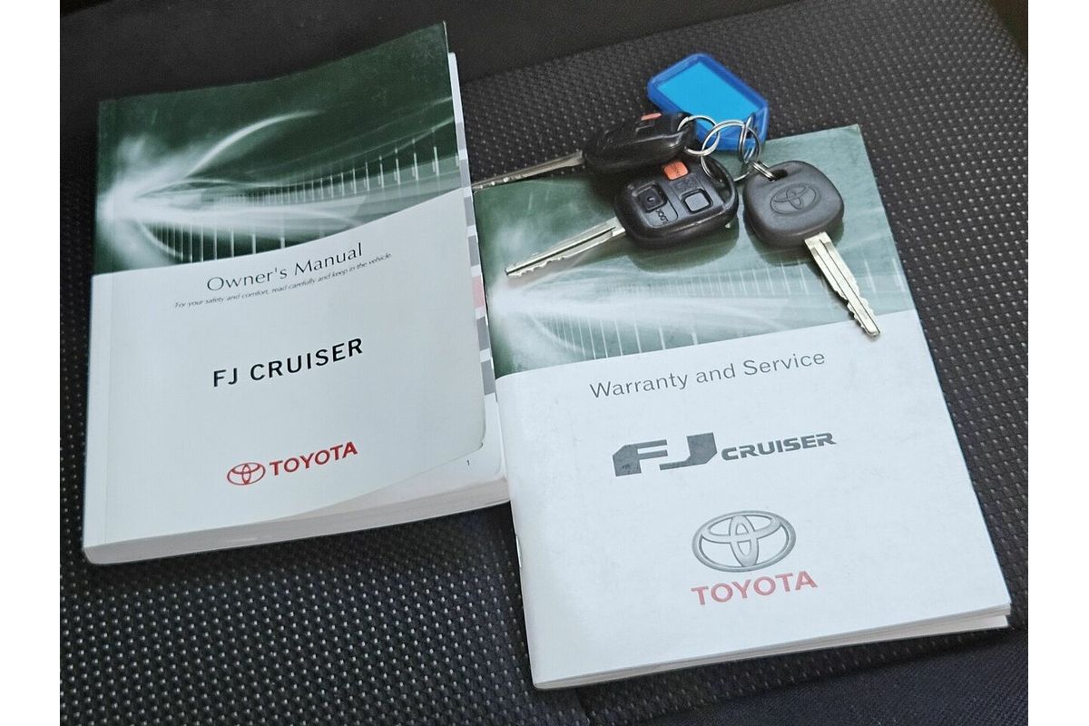 2013 Toyota FJ Cruiser GSJ15R