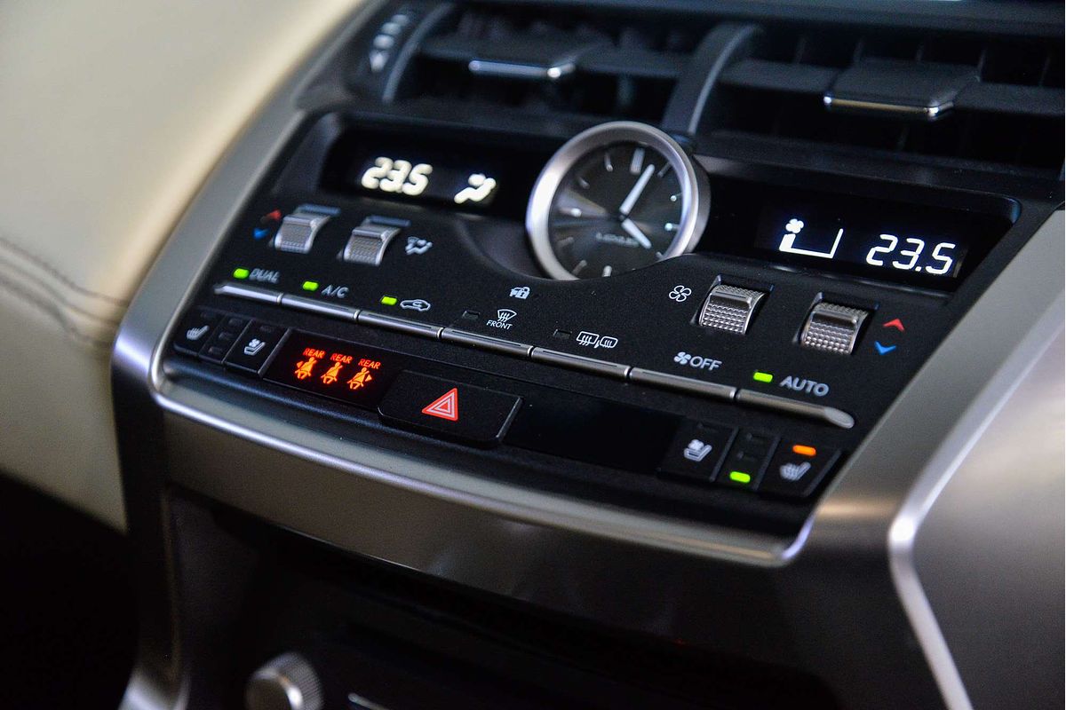 2018 Lexus NX NX300h Sports Luxury AYZ15R