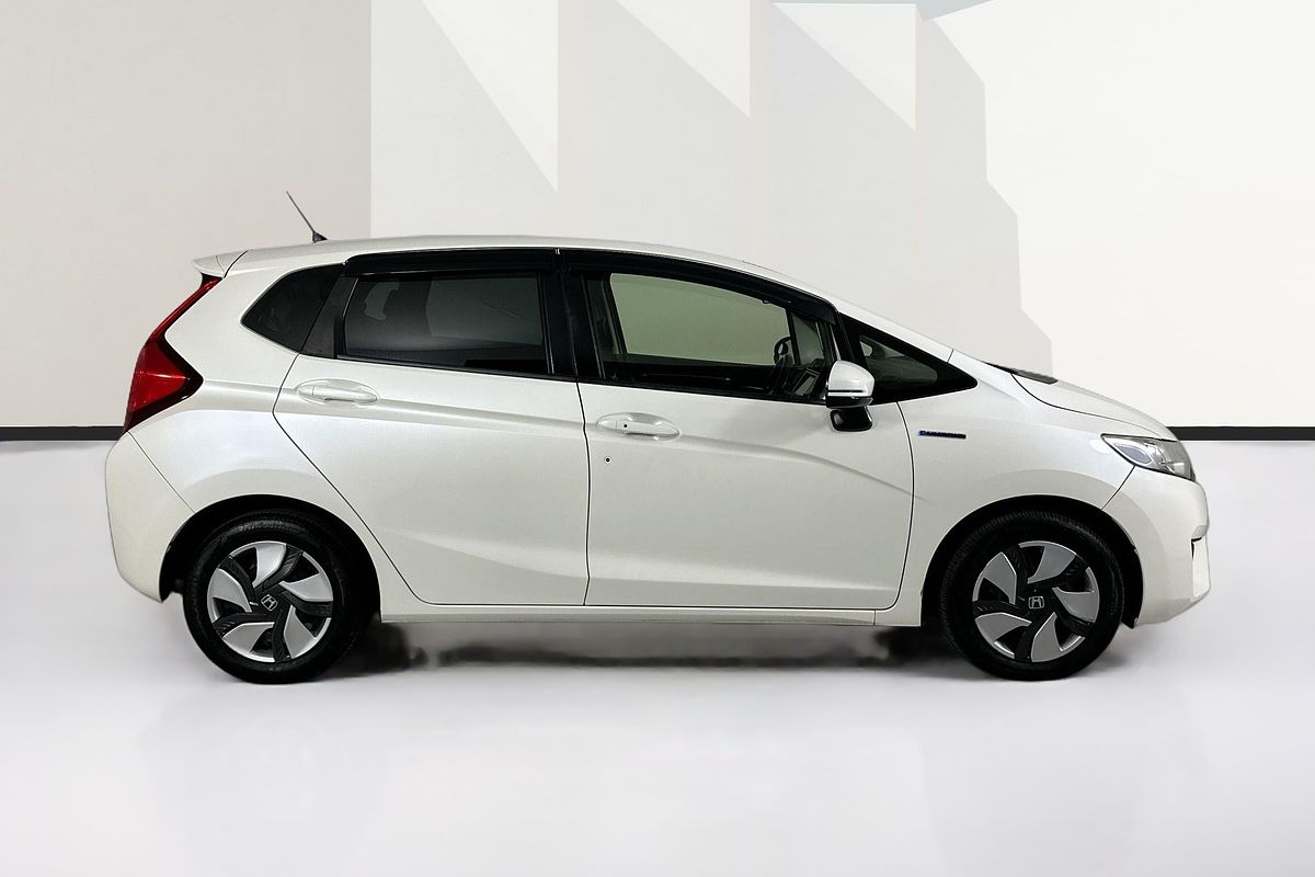 2014 Honda FIT (HYBRID) GP