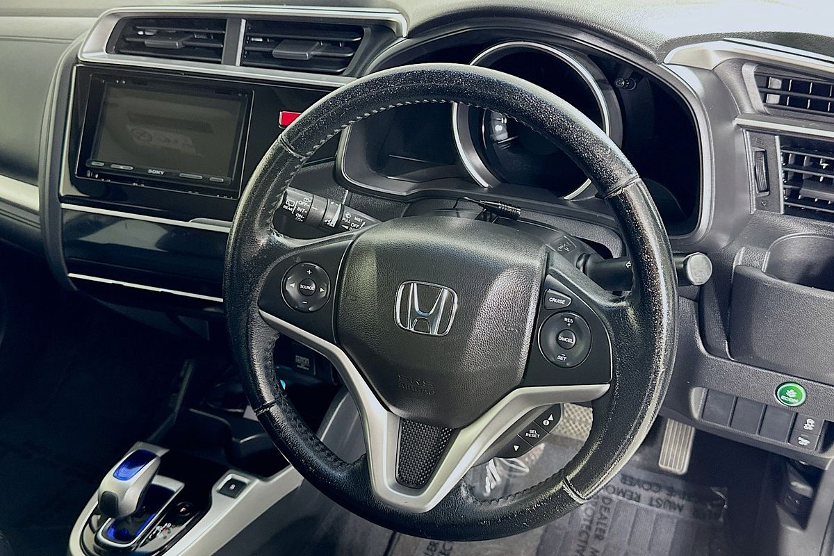 2014 Honda FIT (HYBRID) GP