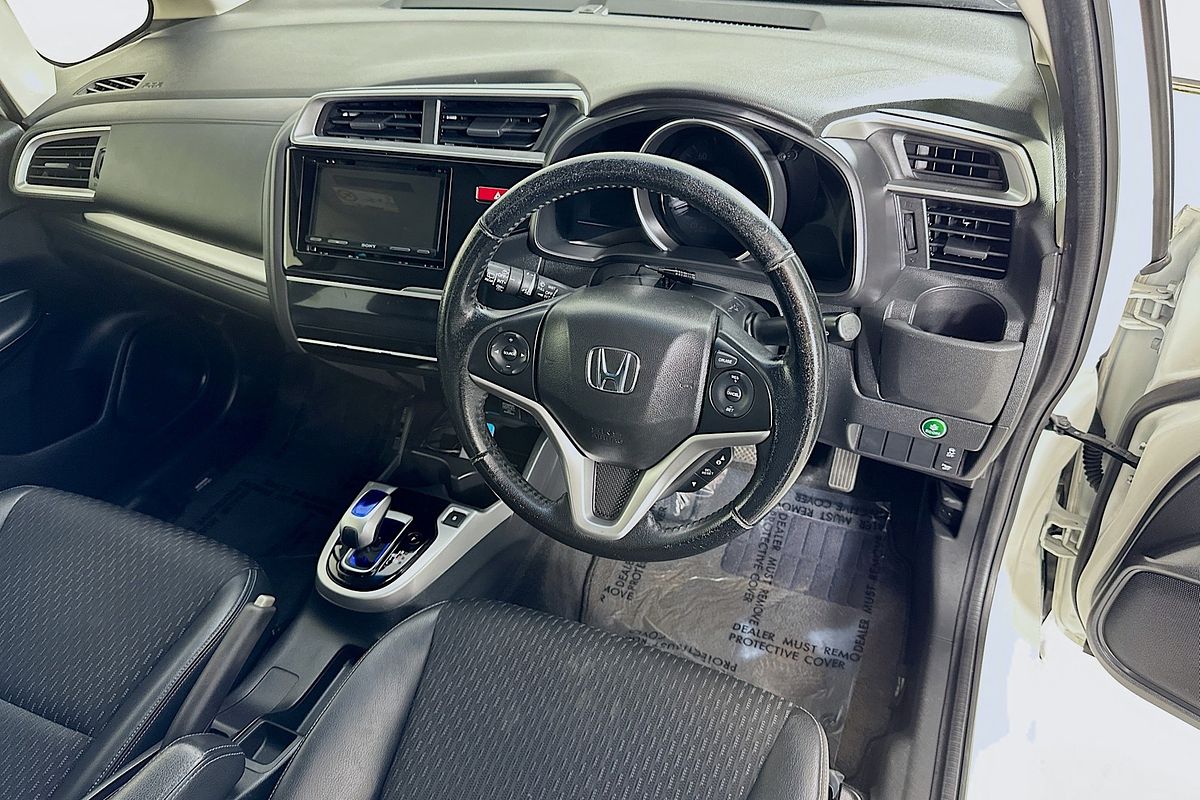 2014 Honda FIT (HYBRID) GP