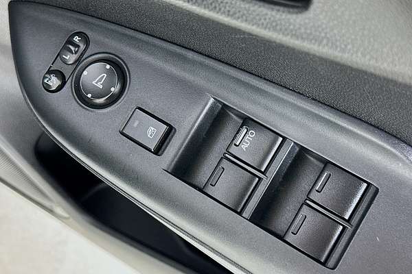2014 Honda FIT (HYBRID) GP