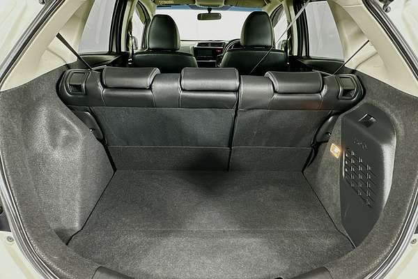 2014 Honda FIT (HYBRID) GP