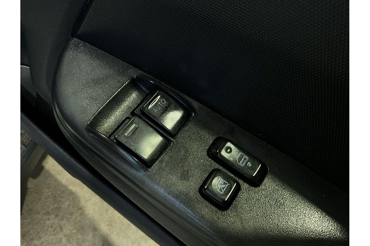 2019 Toyota Hiace Commuter KDH223R