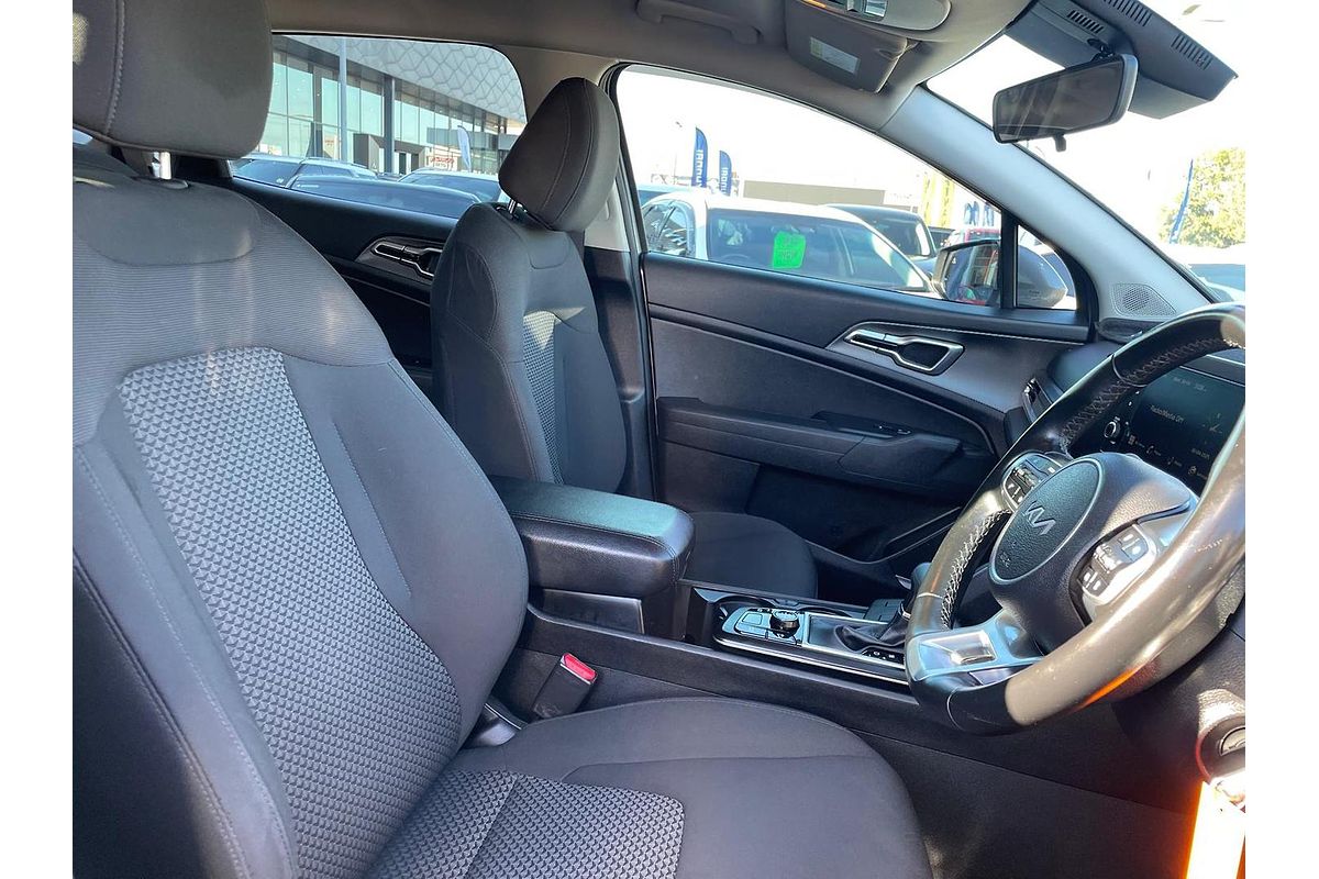 2022 Kia Sportage S NQ5