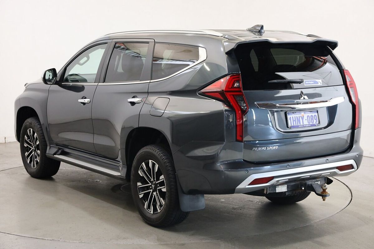 2022 Mitsubishi Pajero Sport GLS QF
