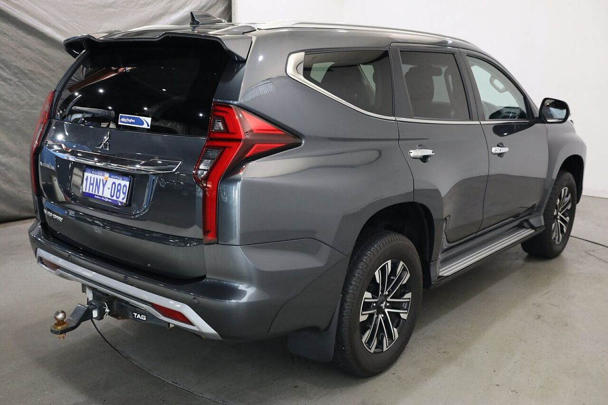 2022 Mitsubishi Pajero Sport GLS QF
