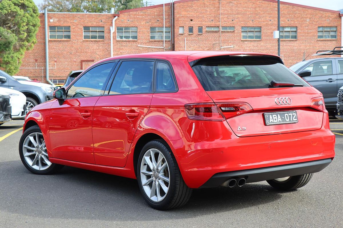 2013 Audi A3 Attraction 8V