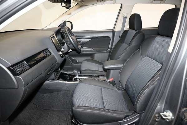 2021 Mitsubishi Outlander ES ZL