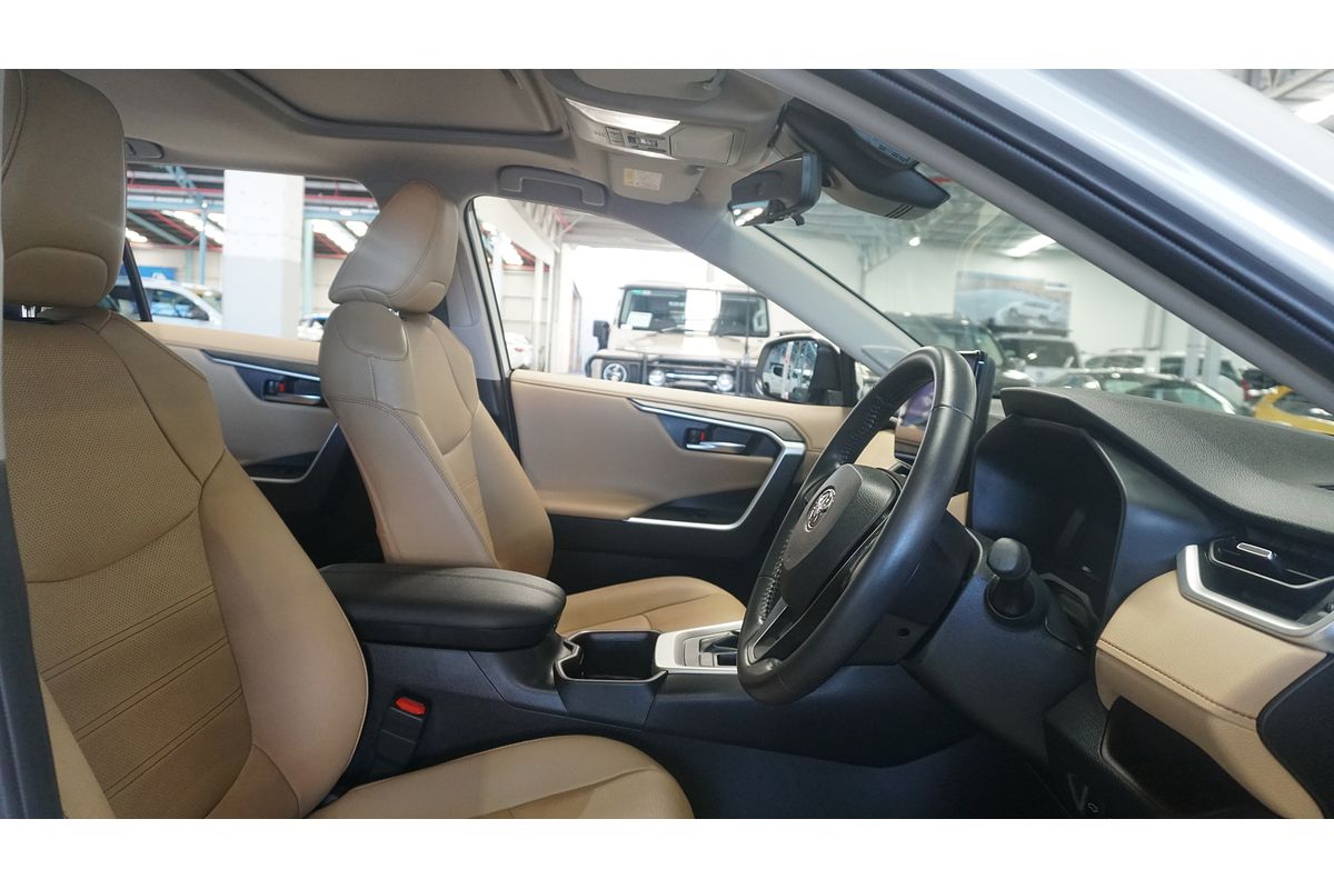 2024 Toyota RAV4 Cruiser AXAH52R