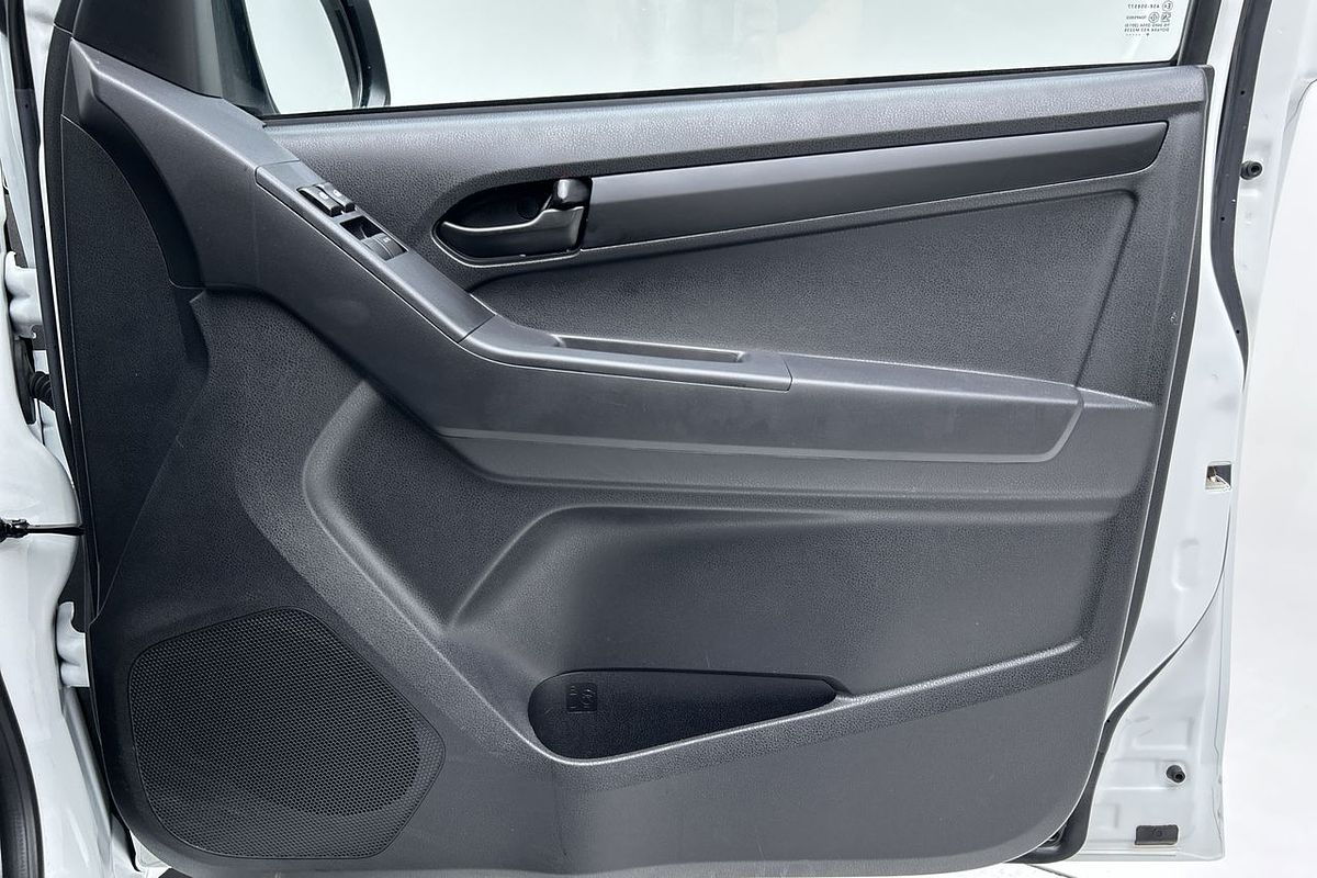 2019 Isuzu D-MAX SX High Ride Rear Wheel Drive