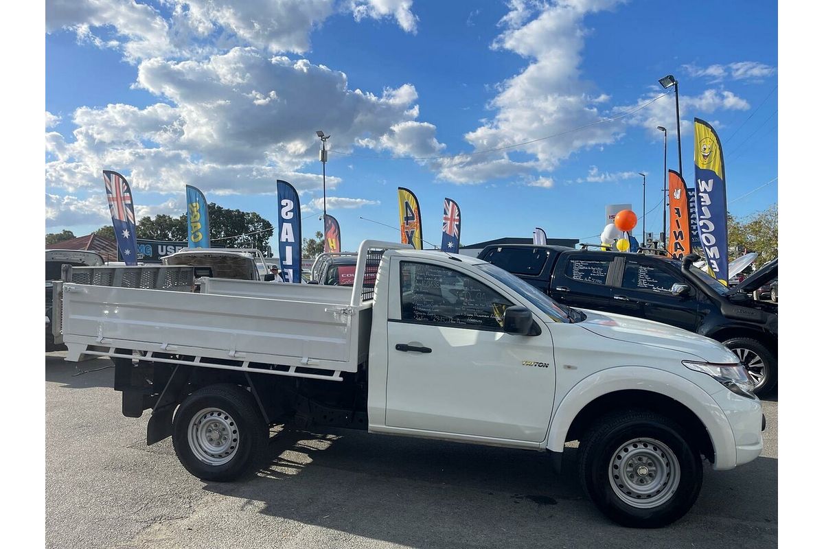 2017 Mitsubishi Triton GLX MQ 4X4