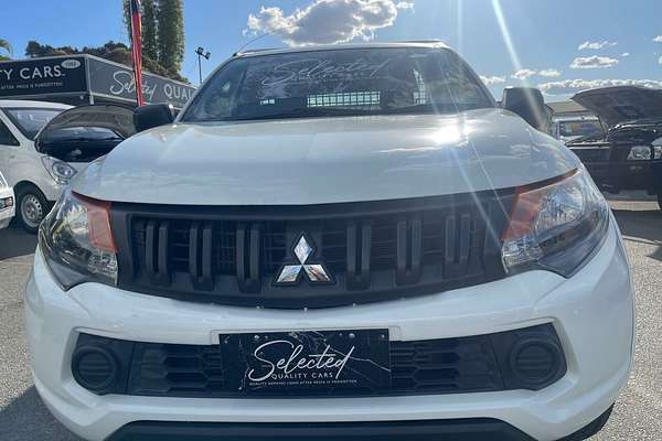 2017 Mitsubishi Triton GLX MQ 4X4