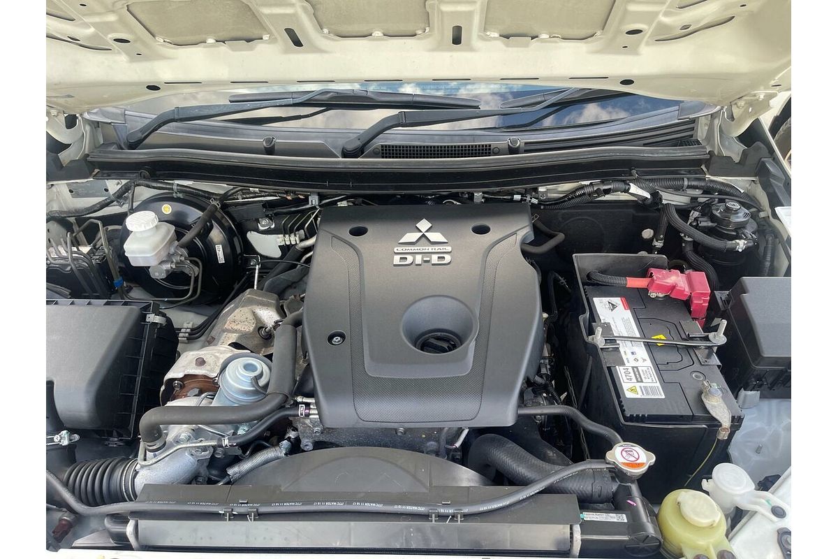 2017 Mitsubishi Triton GLX MQ 4X4