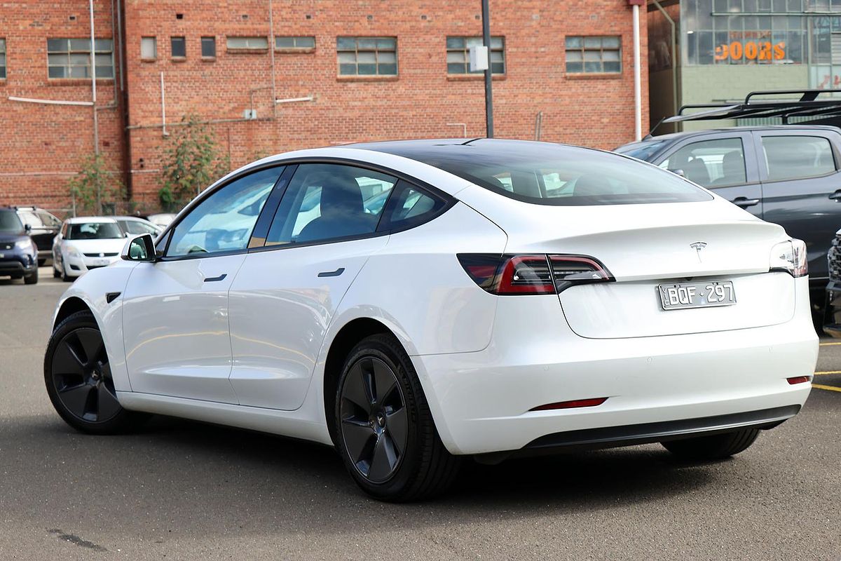 2021 Tesla Model 3 Standard Range Plus