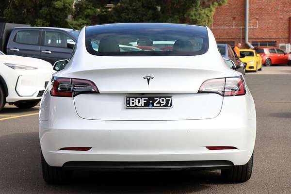 2021 Tesla Model 3 Standard Range Plus